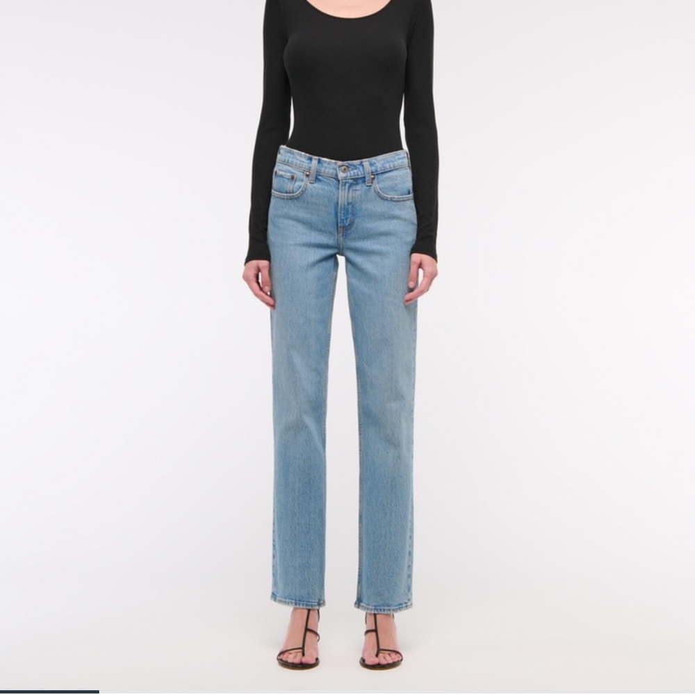 Abercrombie Mid Rise Straight Jean